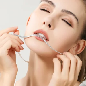 Refined Radiance Necklace – 18K Gold & Silver Elegance