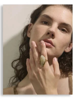 S020196a65d6942d58278fbb83680591bC.webp Yhpup Elegant Geometric Resin Statement Ring
