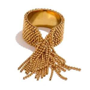Aura Gold Tassel Ring – 18K PVD Plated Stainless Steel