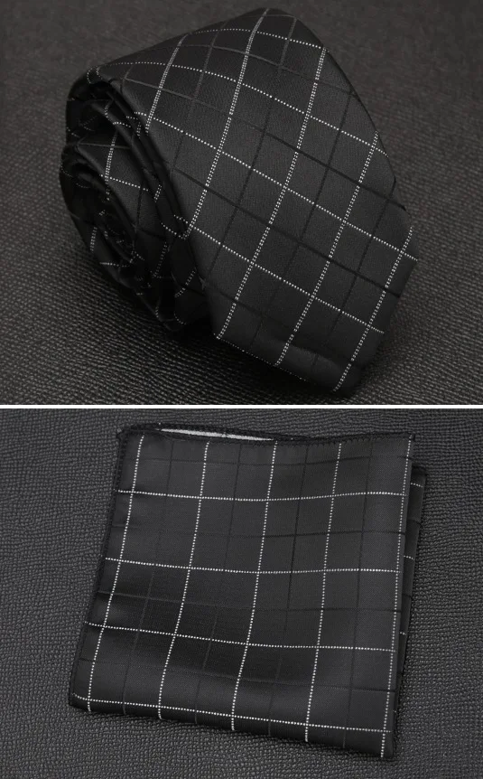 Regency-style tie with a luxurious silky texture