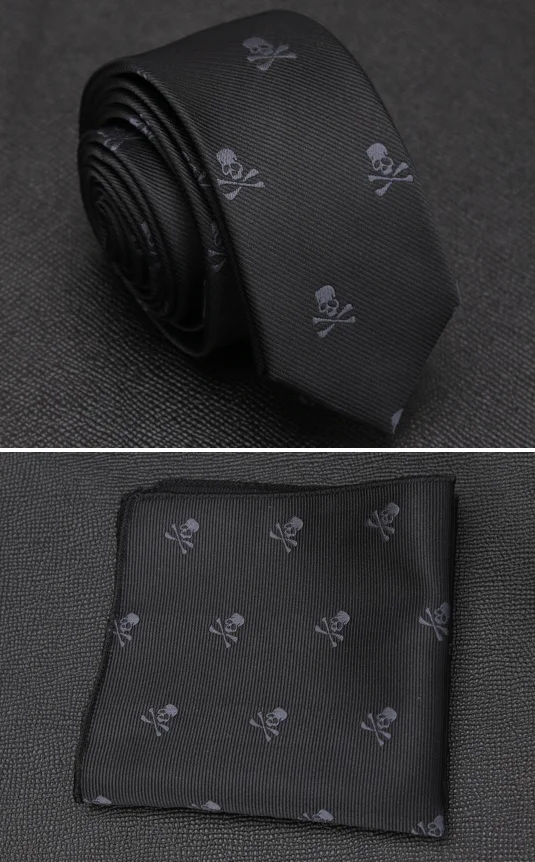 Regency-style tie with a luxurious silky texture