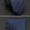 Regency-style tie with a luxurious silky texture