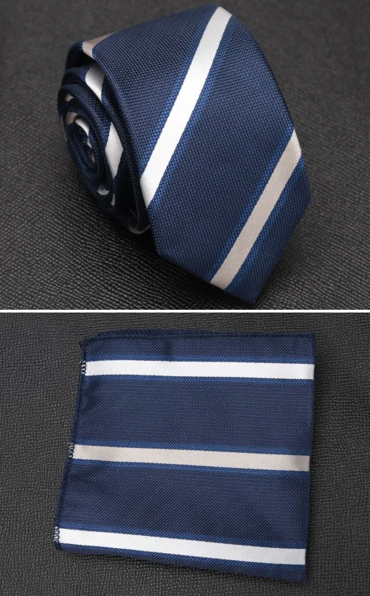 Regency-style tie with a luxurious silky texture