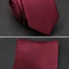 Regency-style tie with a luxurious silky texture