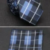 Regency-style tie with a luxurious silky texture