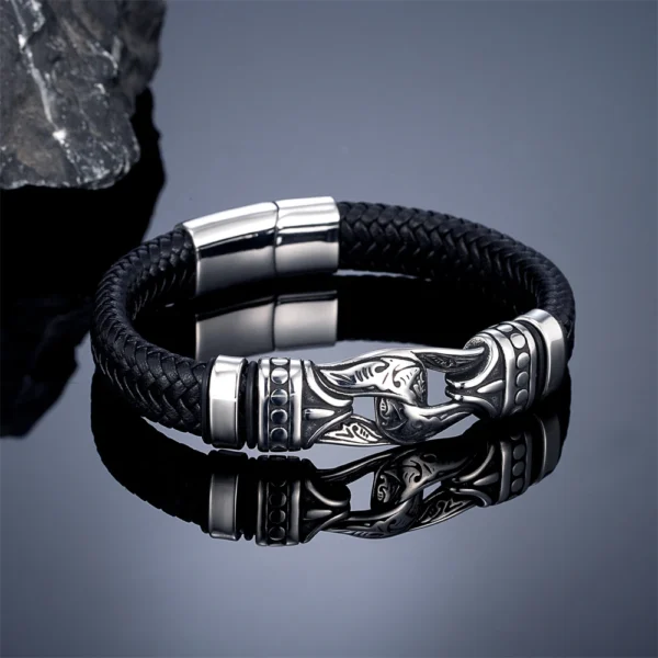 S62d6309f28a84fffb9a7fbf2f359540fx.webp The "Heritage Artisan" Luxury Bracelet